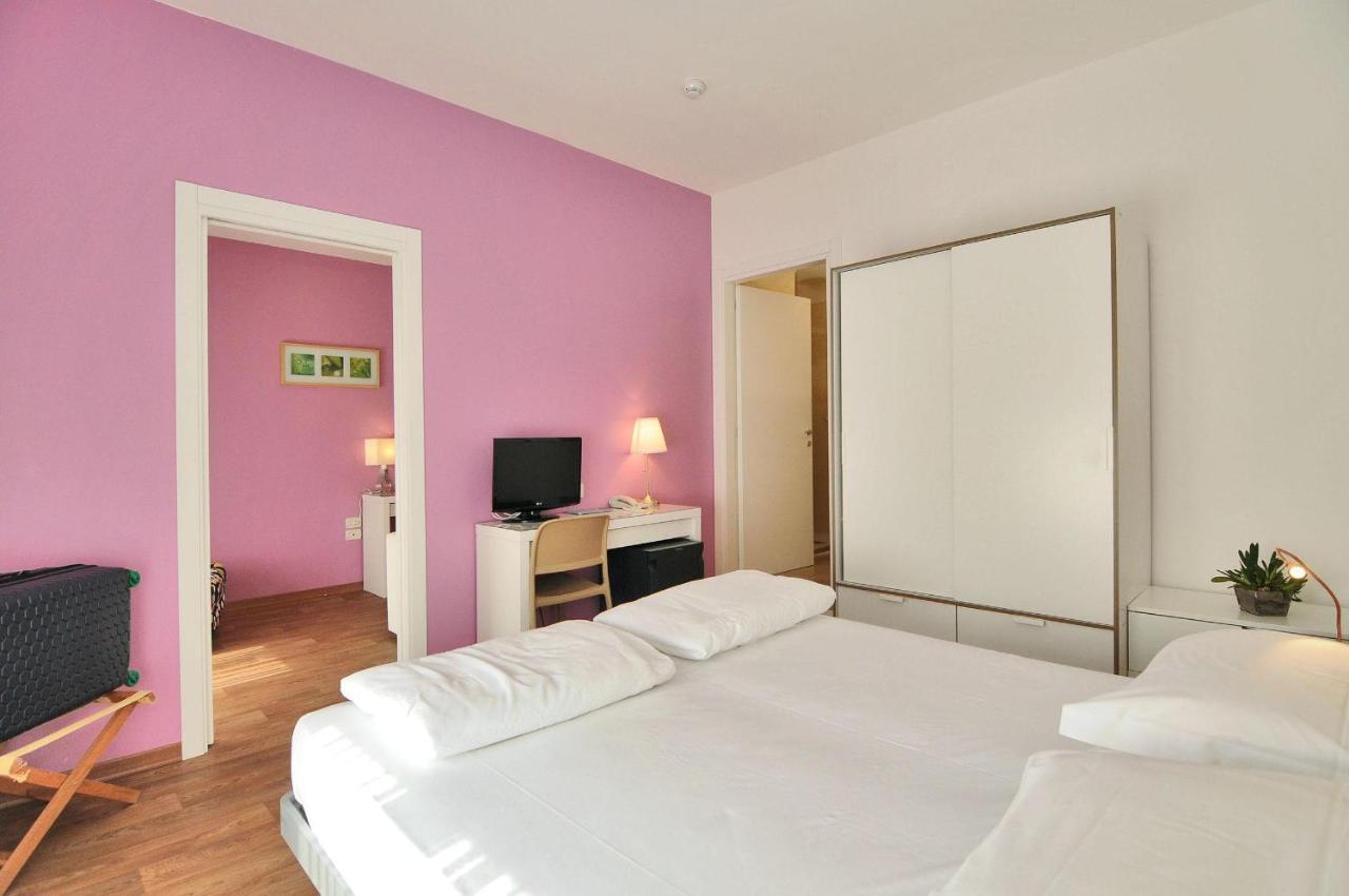 Hotel Nederland Caorle Exteriör bild
